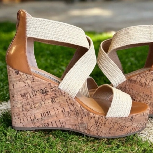 Steve Madden Cork Platform Wedge Sandals.
Canvas and leather. SZ 8 Comfortable - Picture 5 of 17
